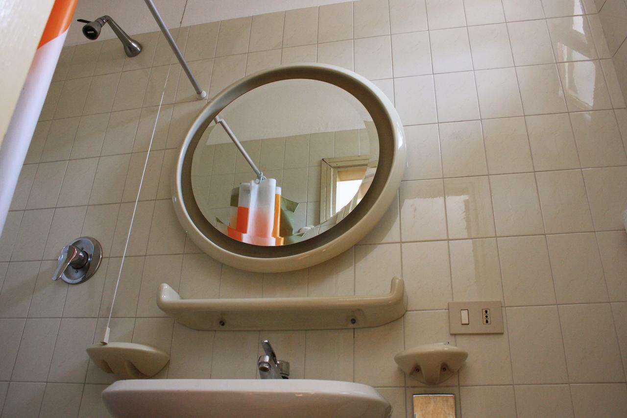 Albergo Della Posta Clusone Exteriör bild